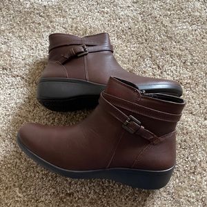 Leather Brown boots
